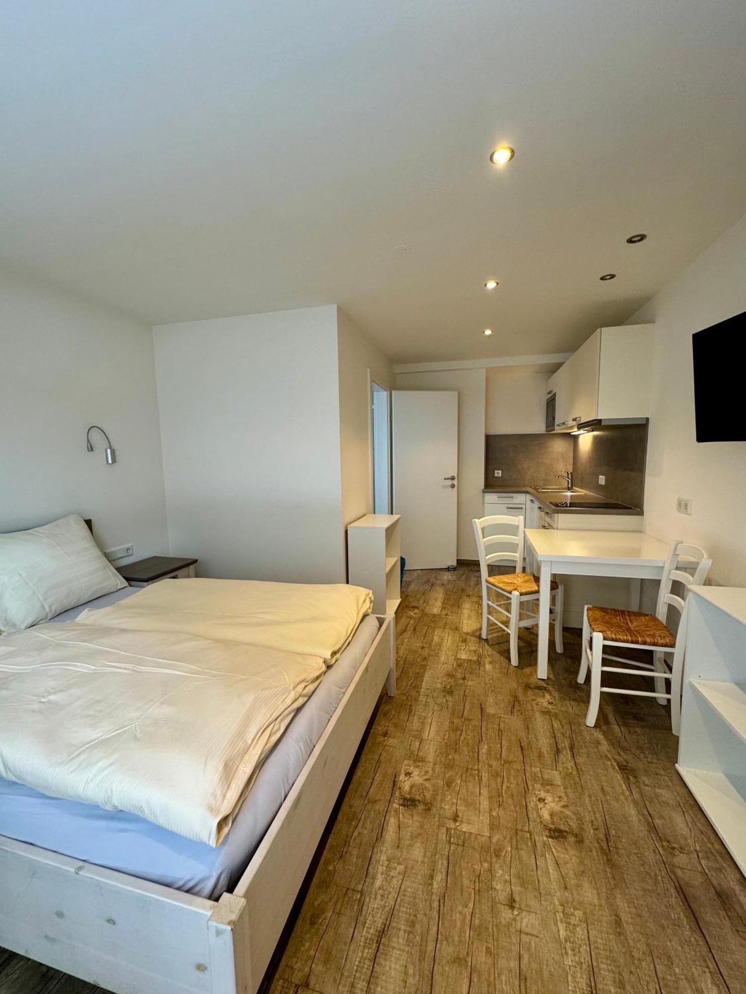 Hostal Skill Mountain - Und Bike Im Sommer Mit Joker Card