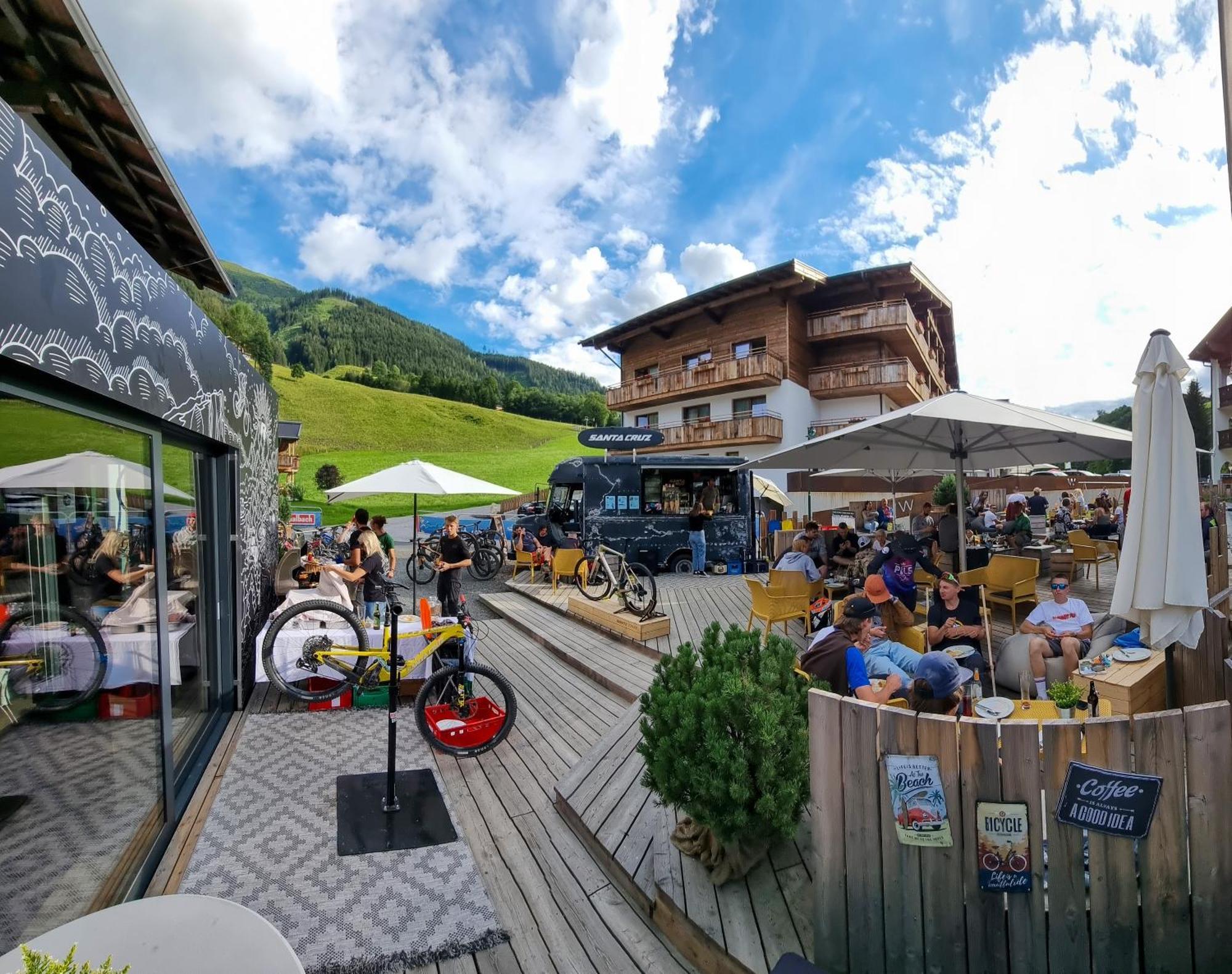 Hike&bike Mit Jokercard Hostel Saalbach